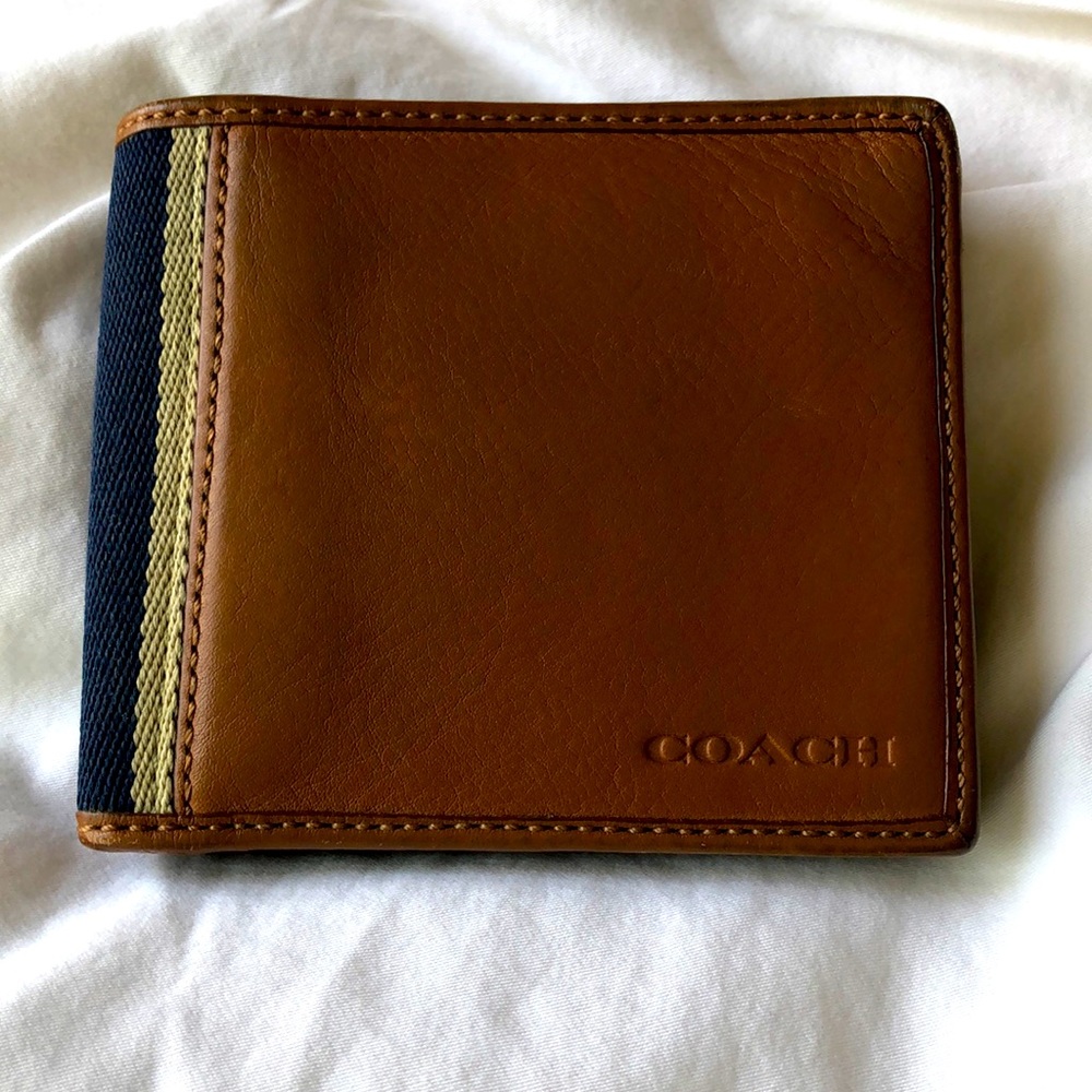 Men’s Coach bifold wallet